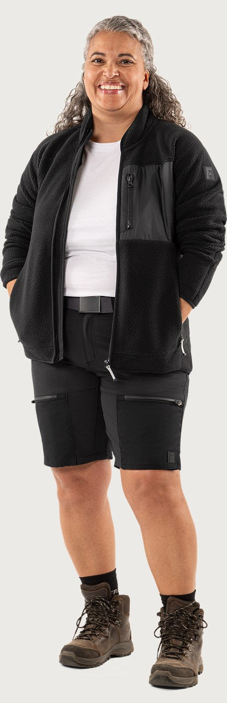 Carbon shorts